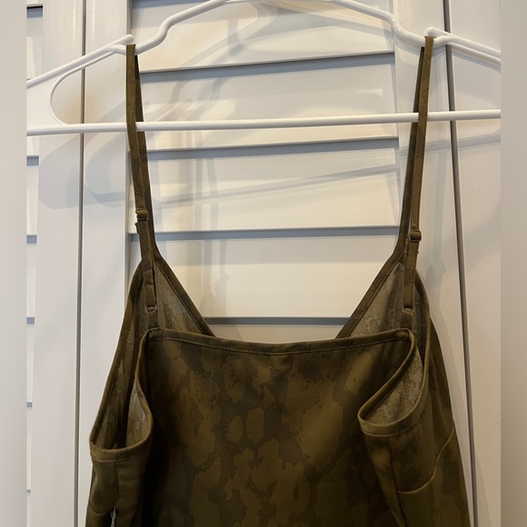 Urban Outfitters Romper - Picture 6 of 9